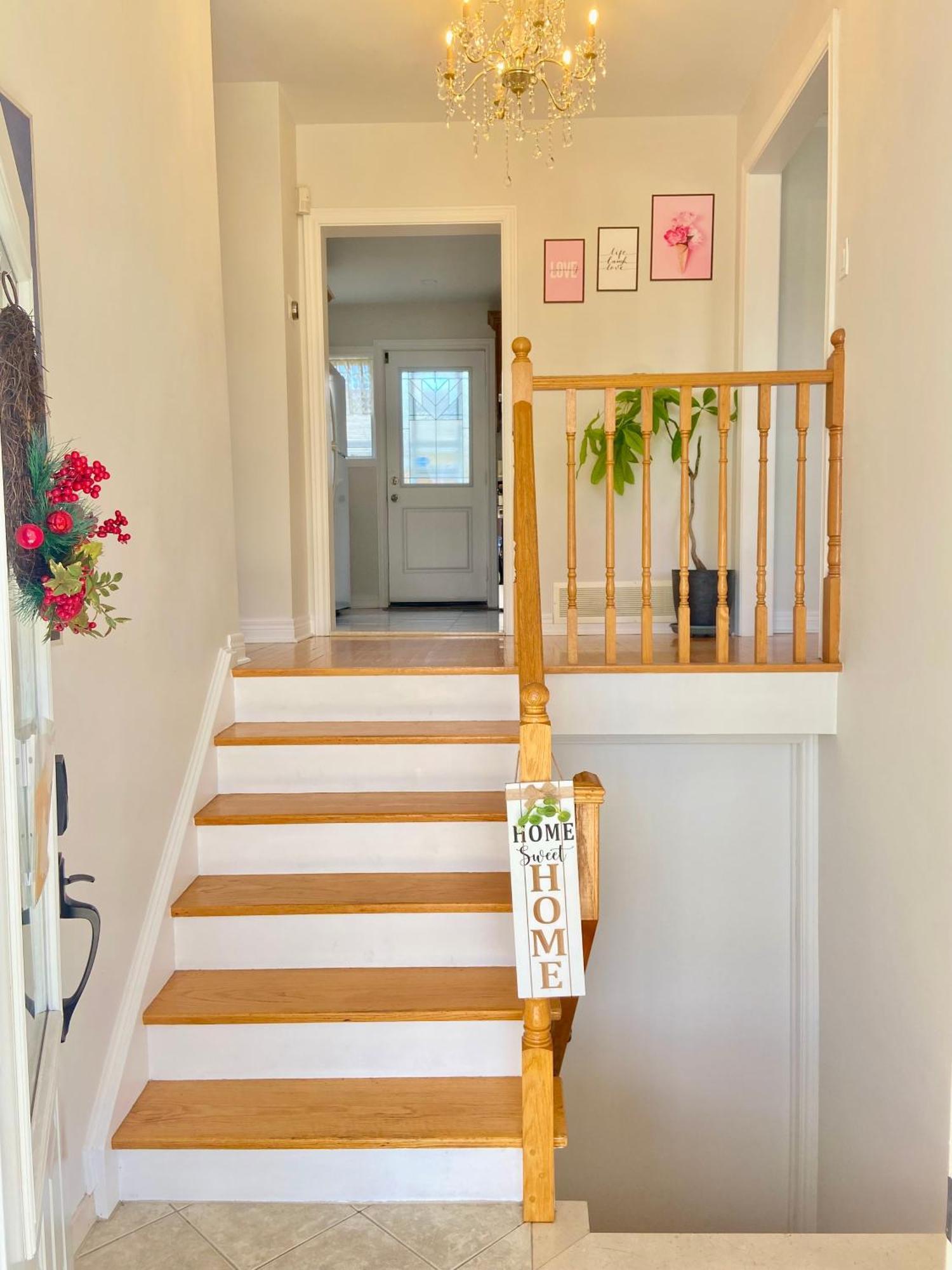 ホテル Sunny House - Main Floor, Free Parking, In トロント エクステリア 写真