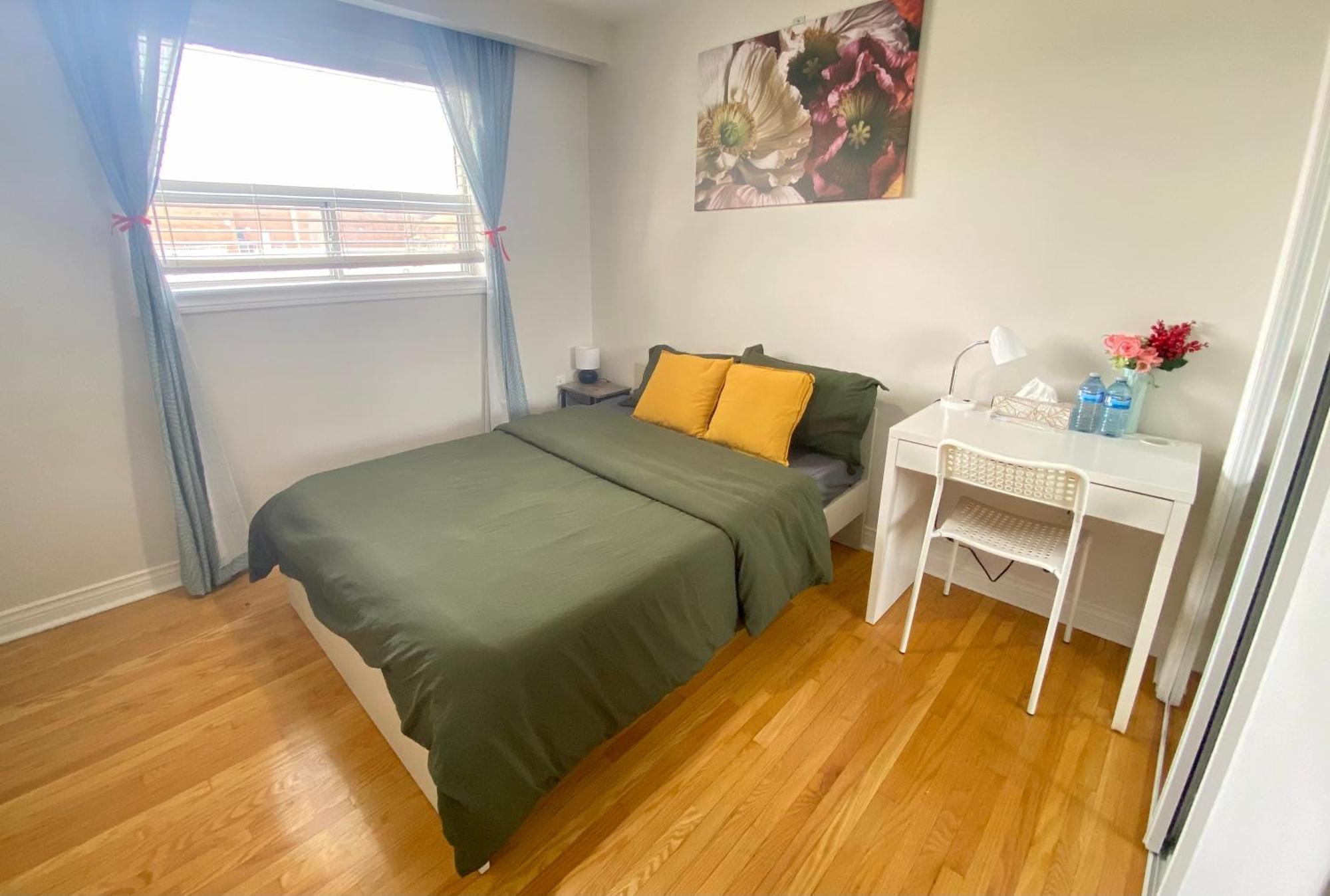 ホテル Sunny House - Main Floor, Free Parking, In トロント 部屋 写真